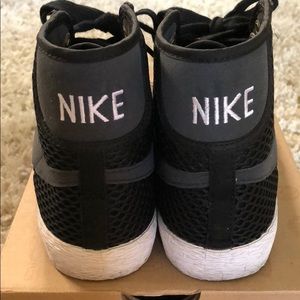 nike womens blazer mid mesh